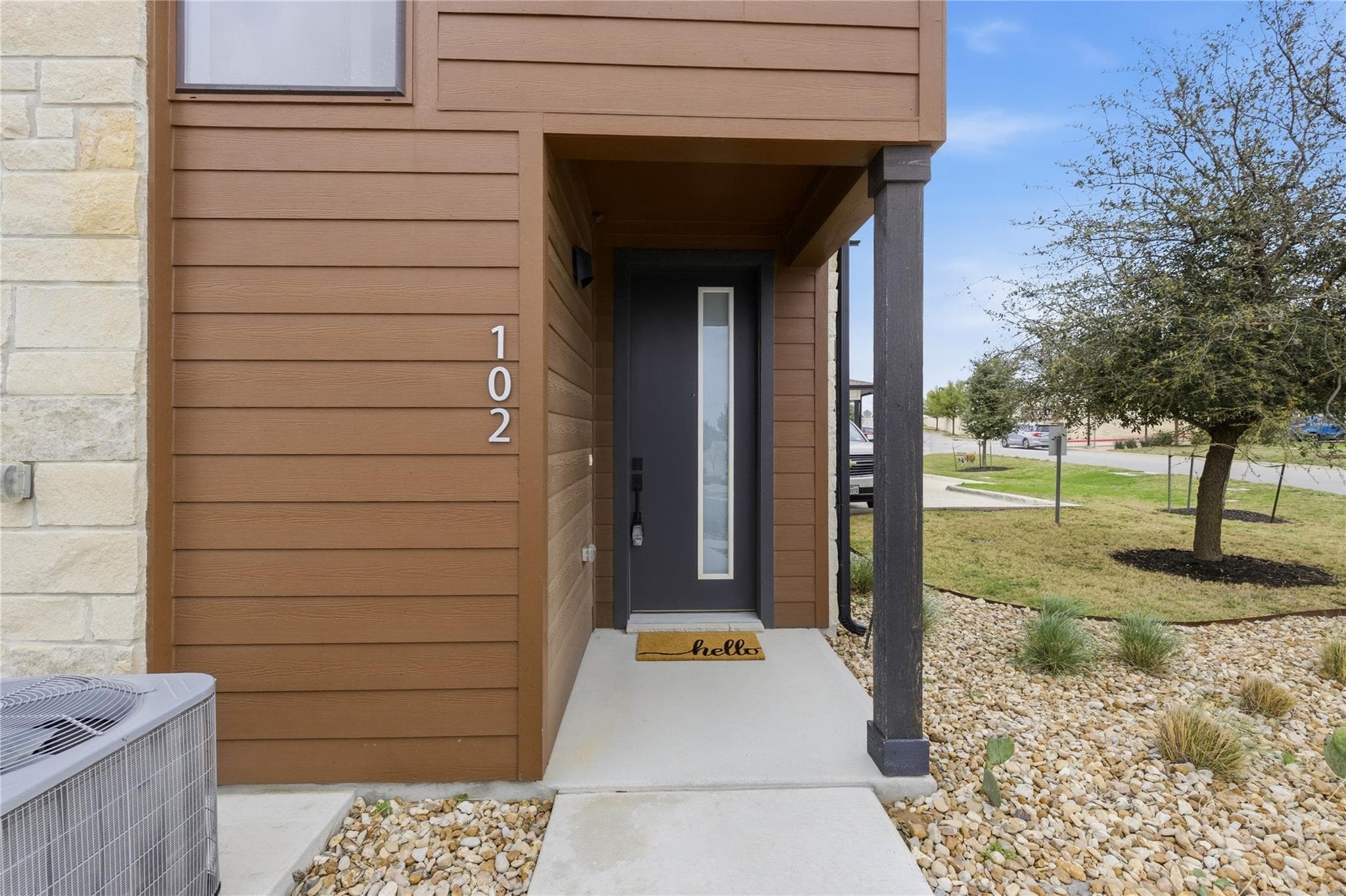315 Holton Dr #102