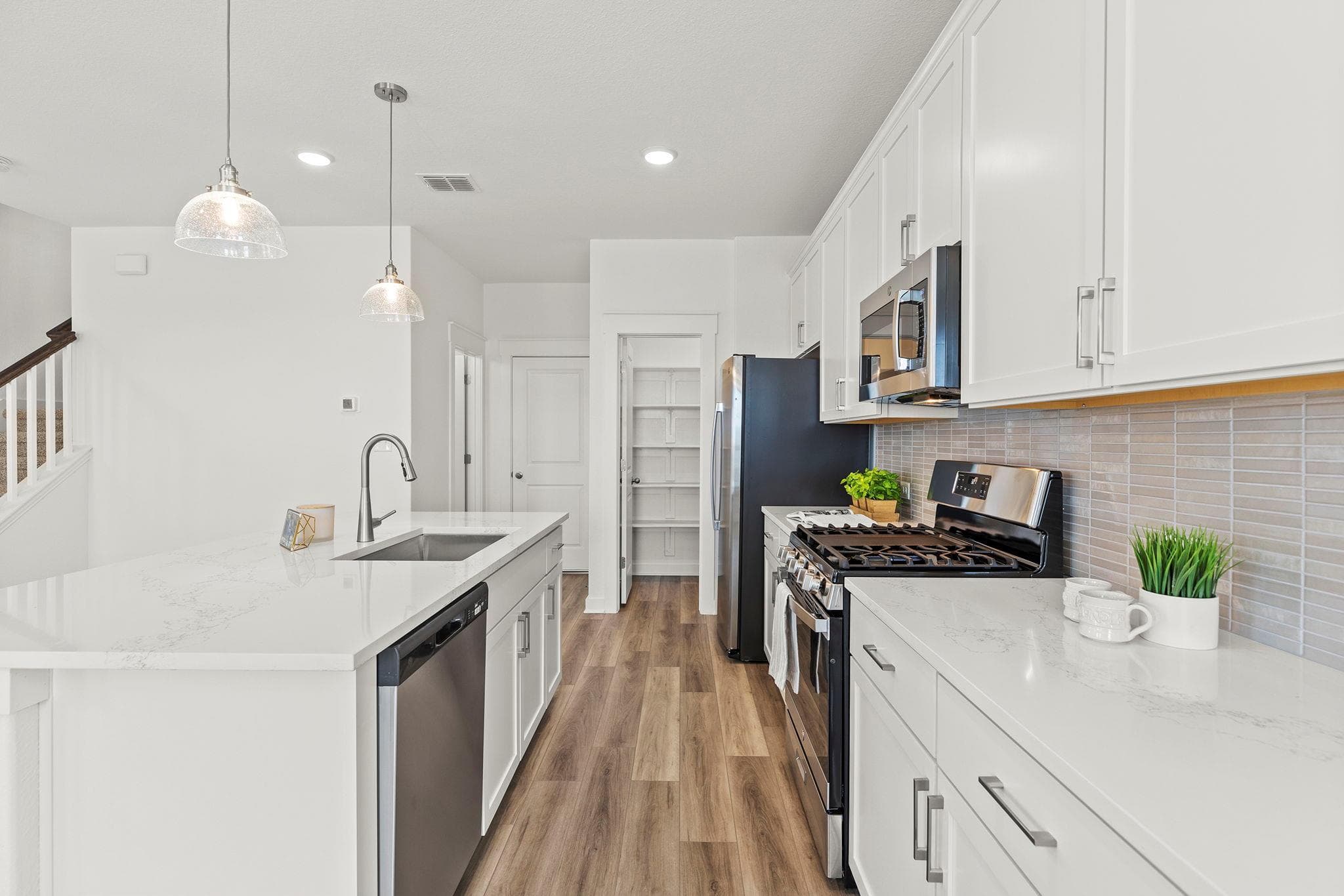108 Hartson Dr