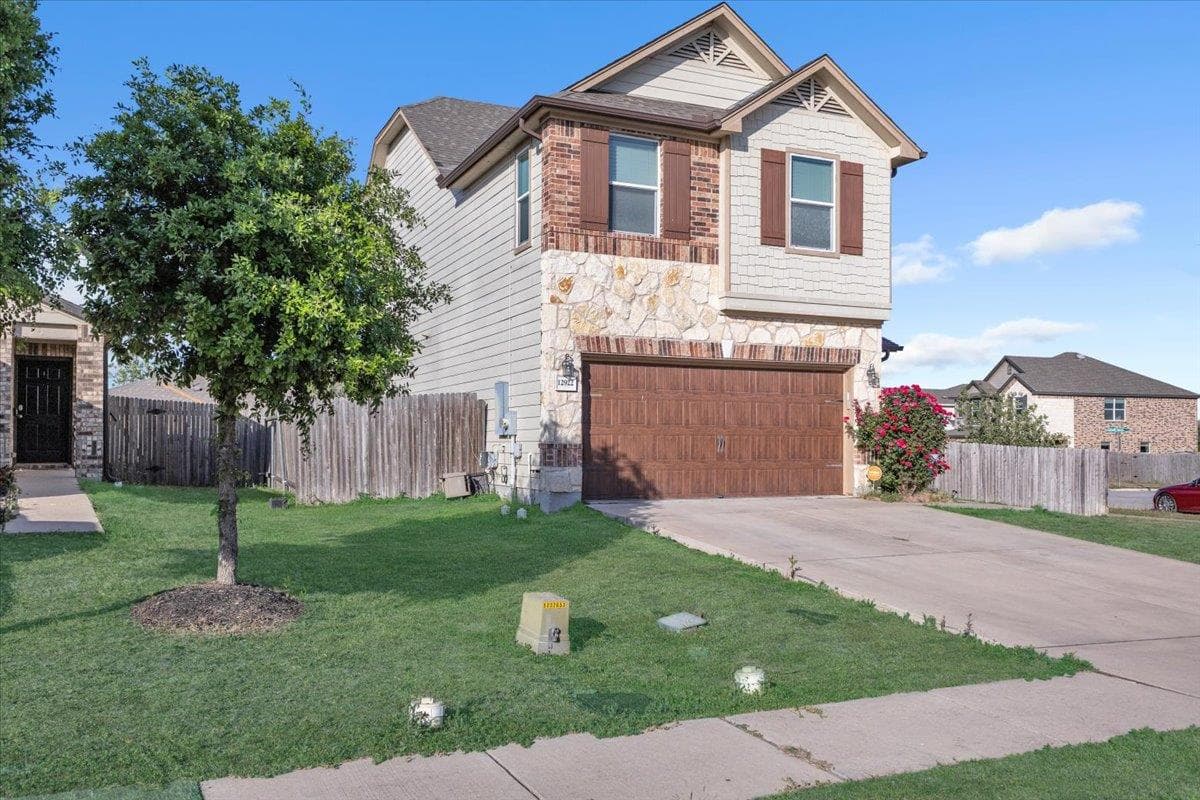 12922 Dwight Eisenhower St