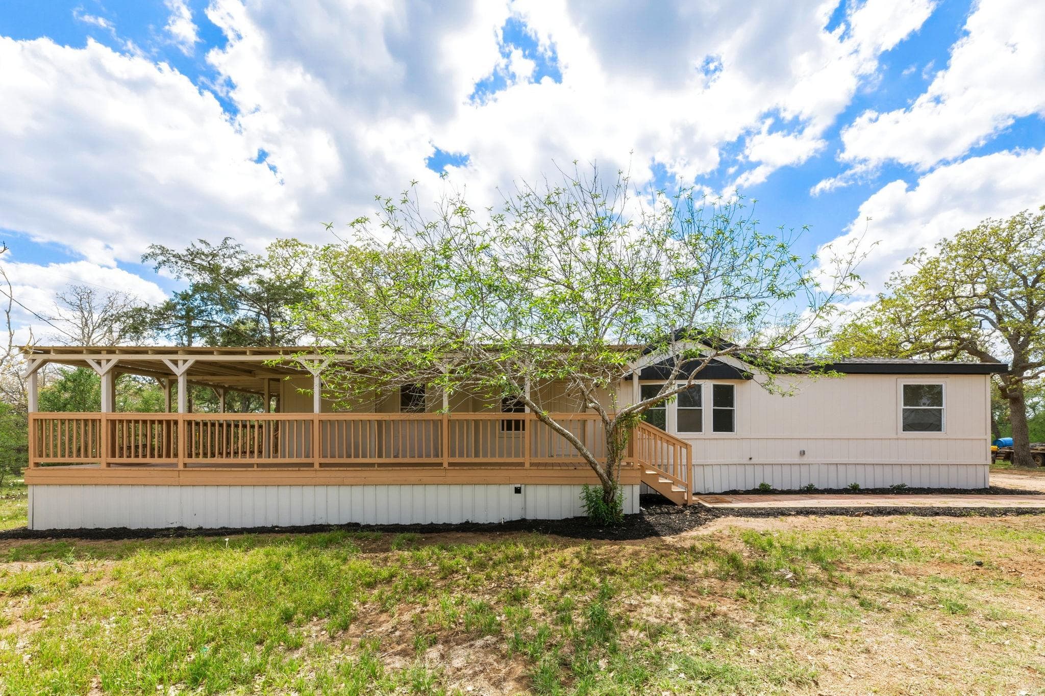 340 Red Hawk Dr