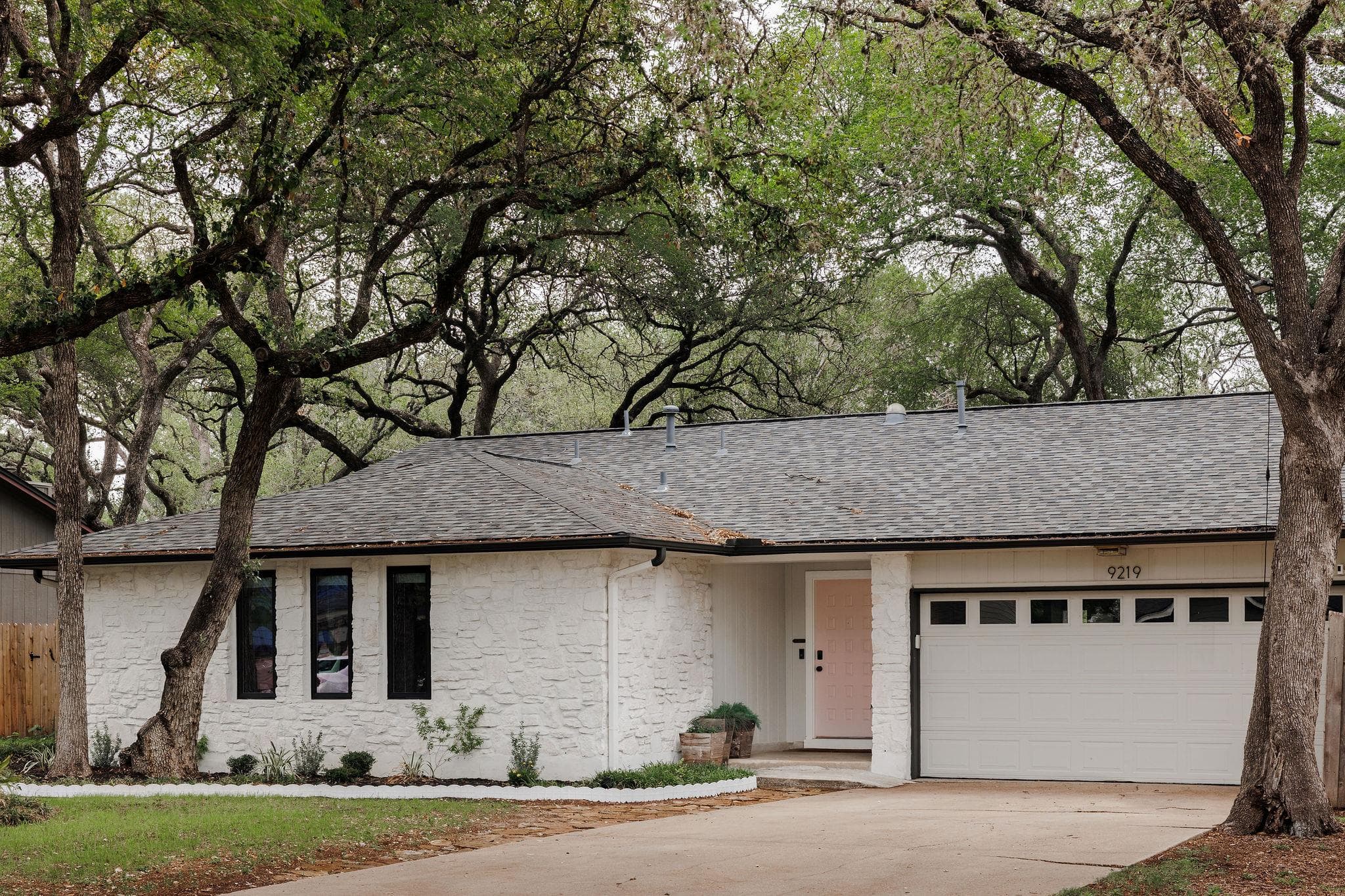 9219 Independence Loop