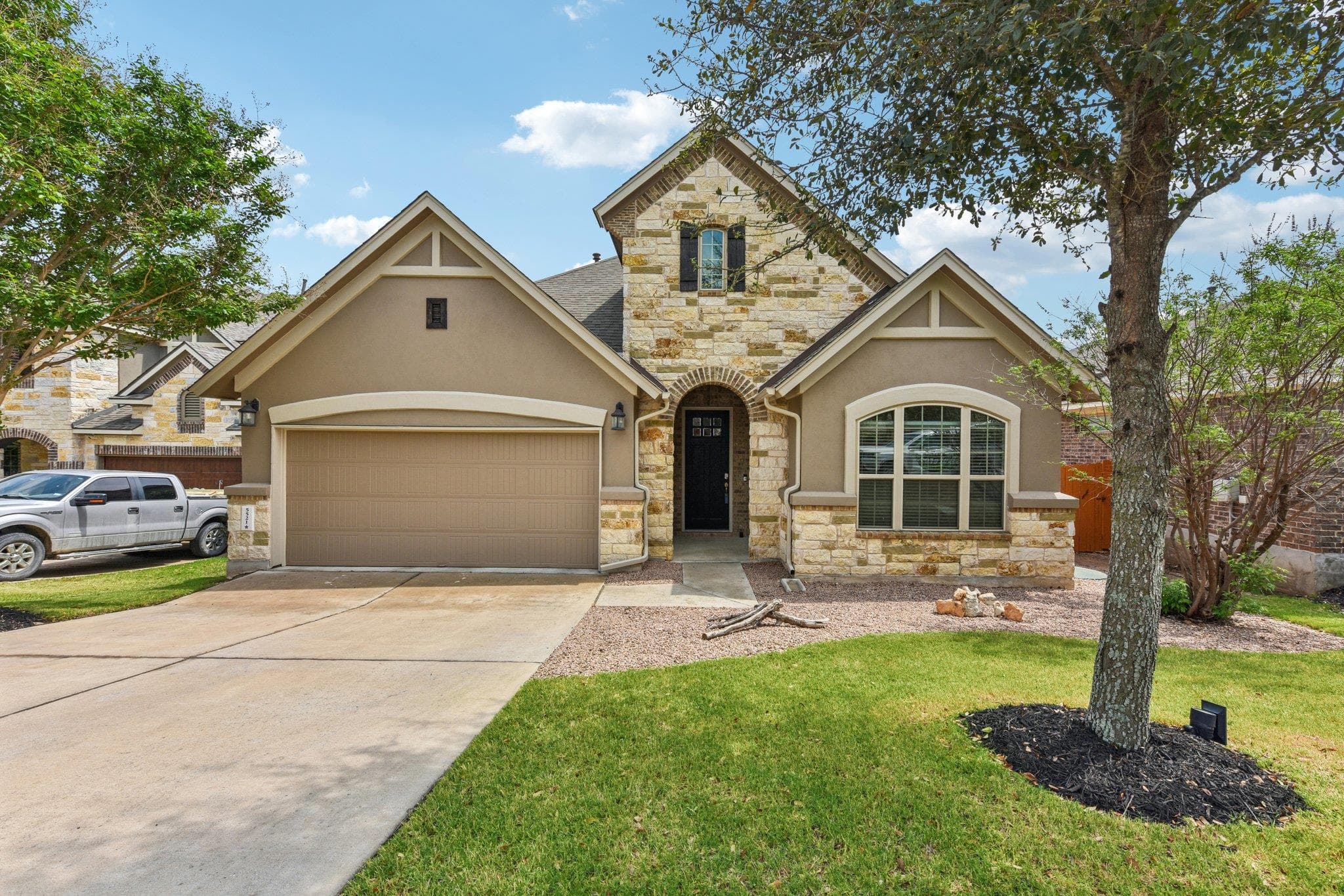 5521 Brady Bayou Cv