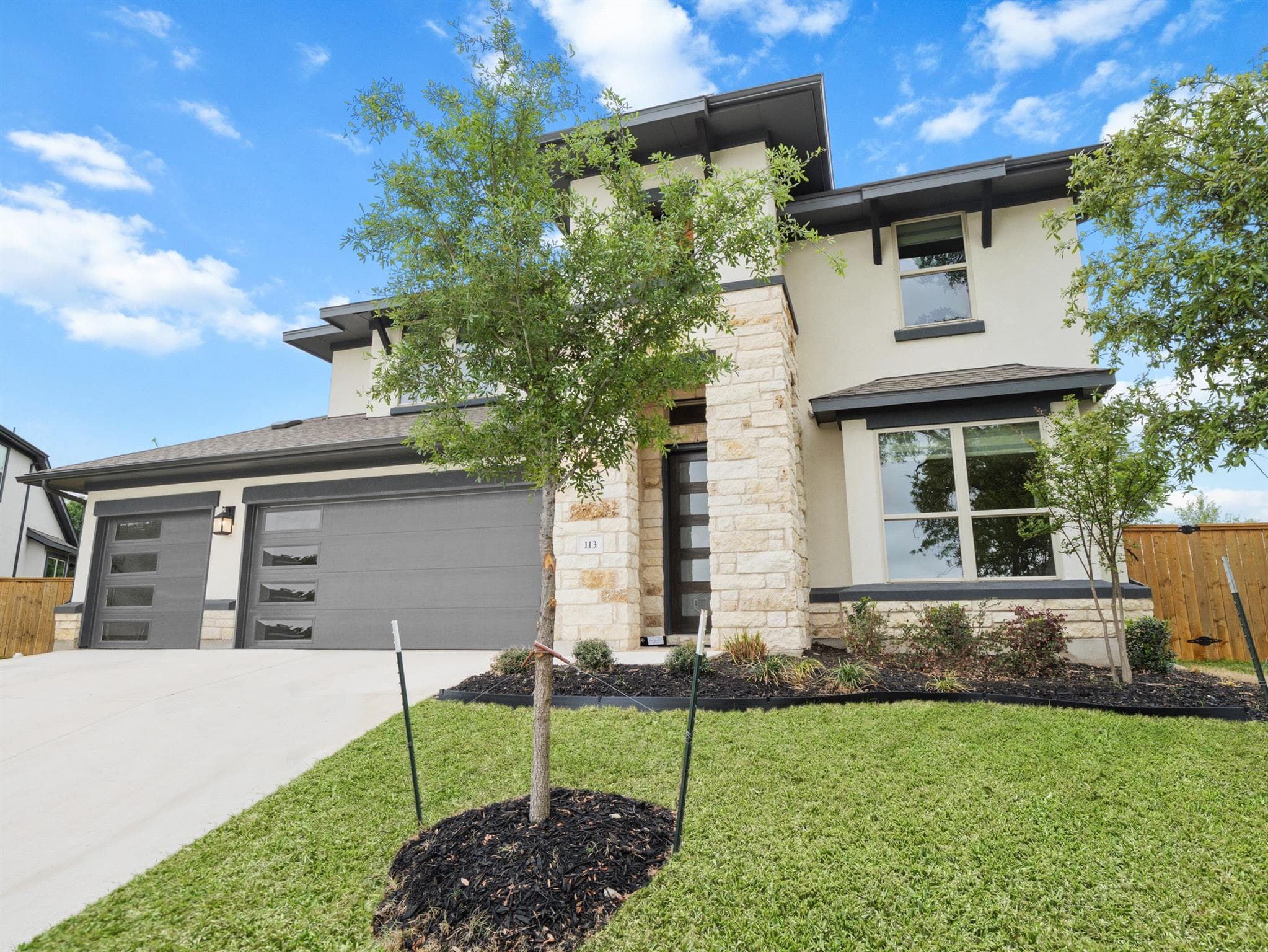 113 Edgemoor Cv