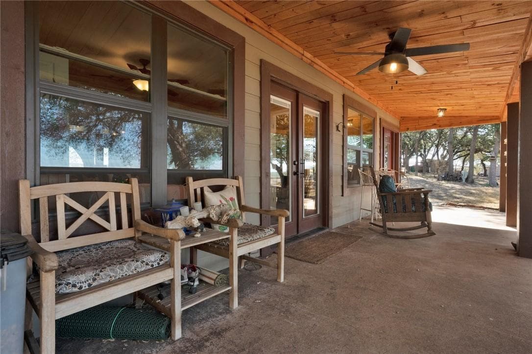4909 Lookout Ridge Dr