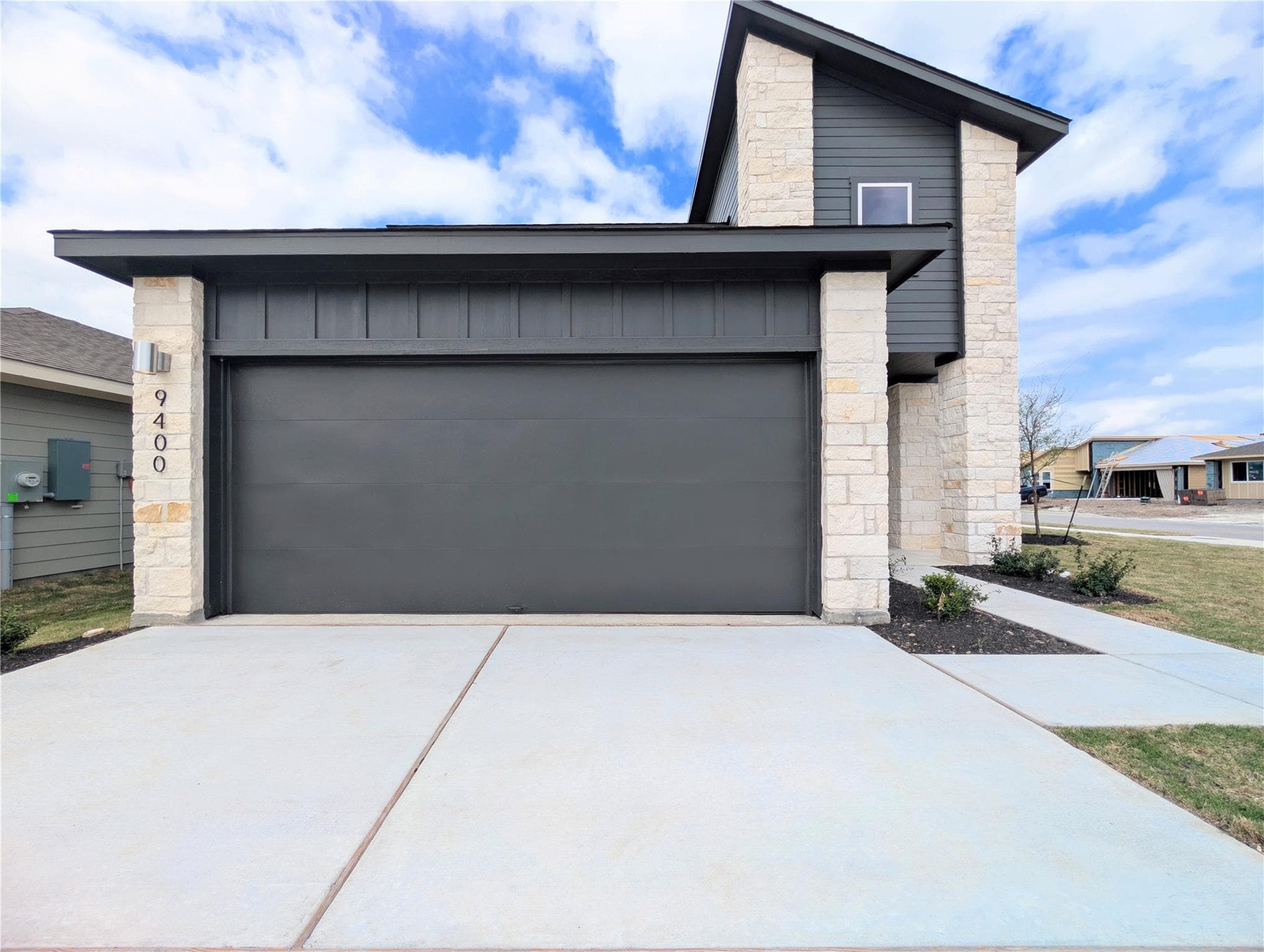9400 Oxbow Strap Dr