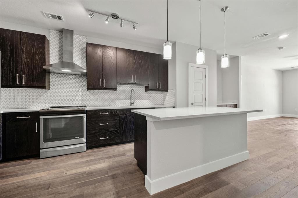 3114 S Congress Ave #302