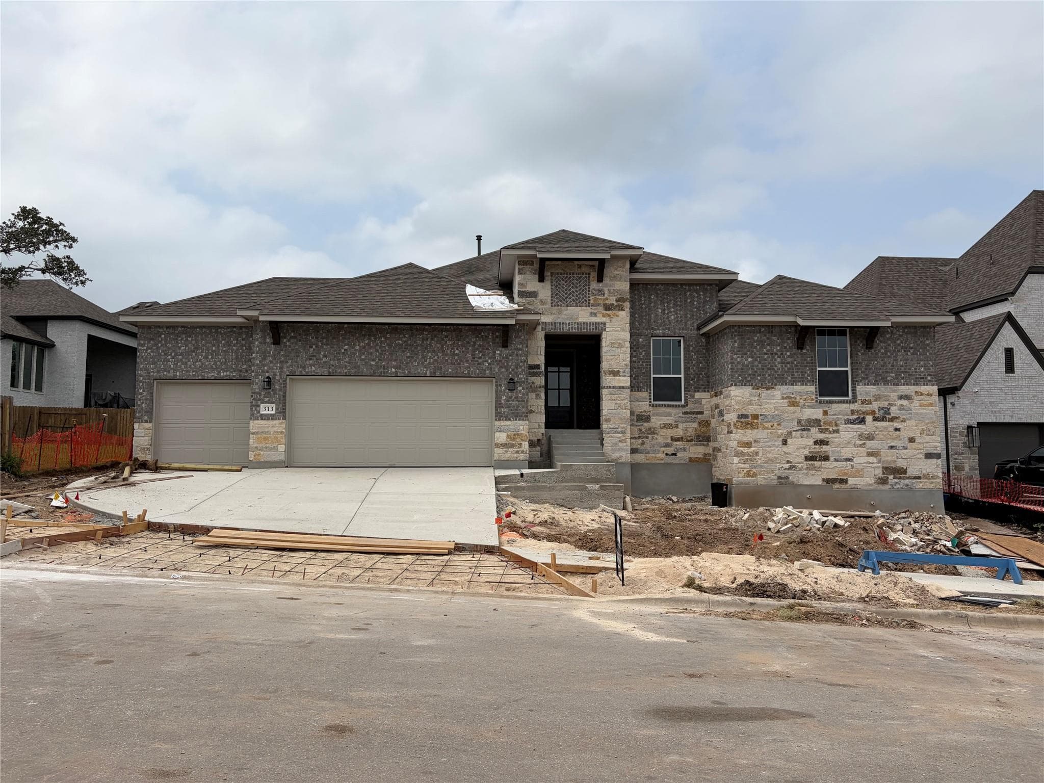 313 Knockout Rose Dr