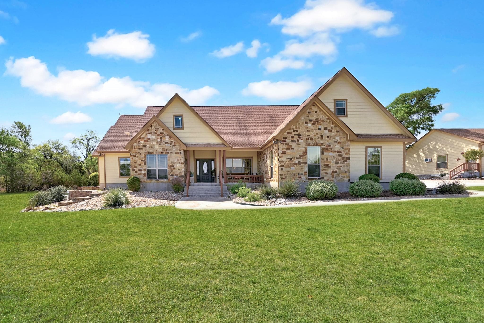 225 Blue Water Cv