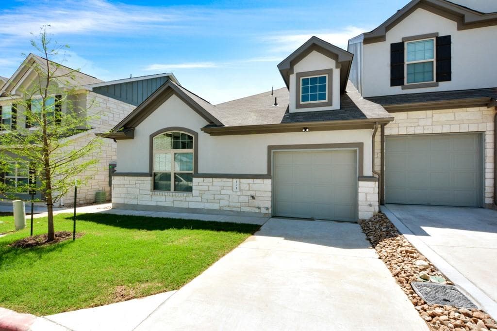 121 Thelonious Dr #1601