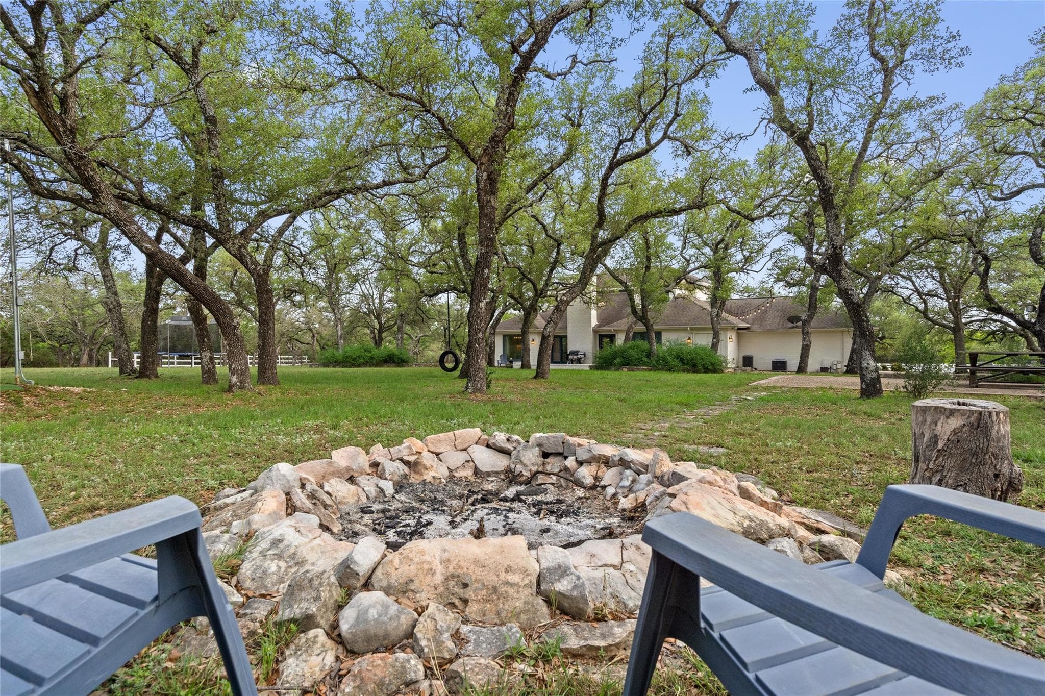 606 Winchester Dr