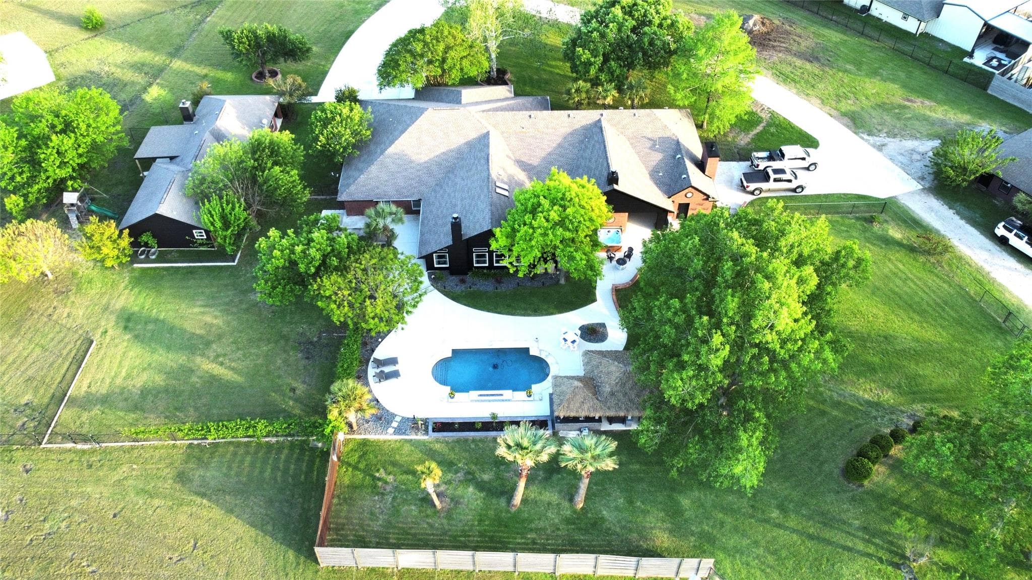 1902 Rowe Loop