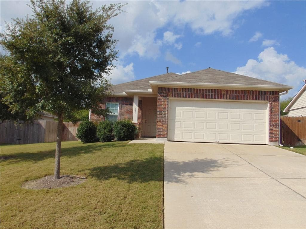 124 Hollis Ln
