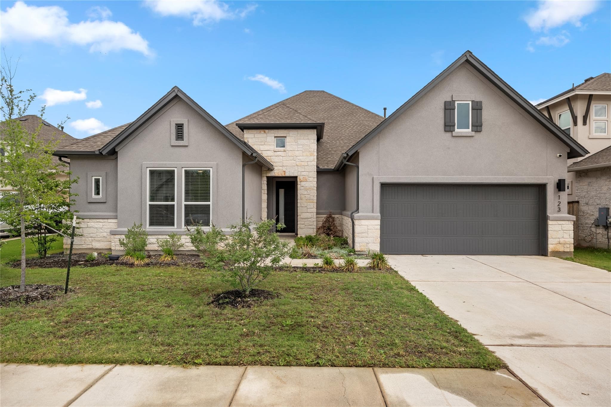 123 Lake Charlotte Creek Dr