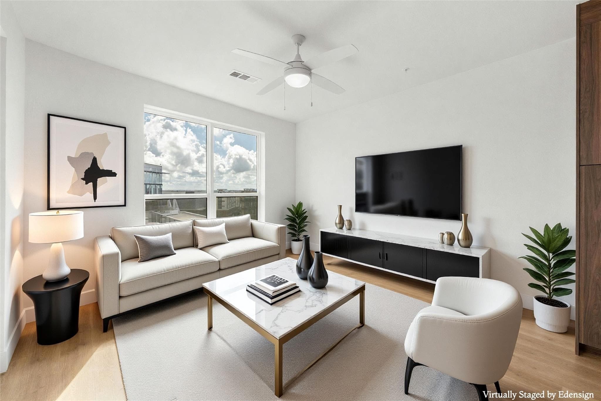 1701 Simond Ave #644