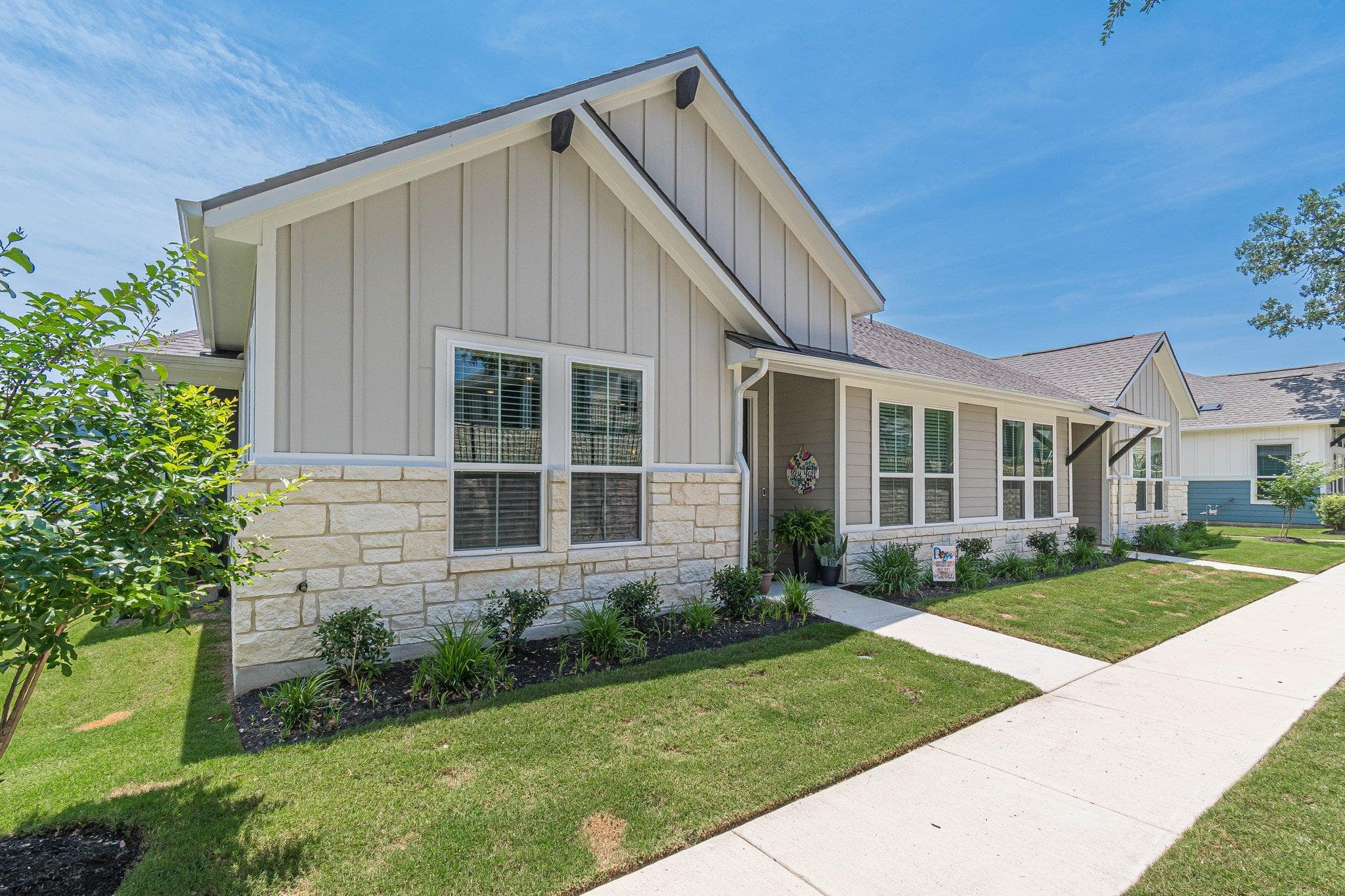 138 Harborside Dr #101