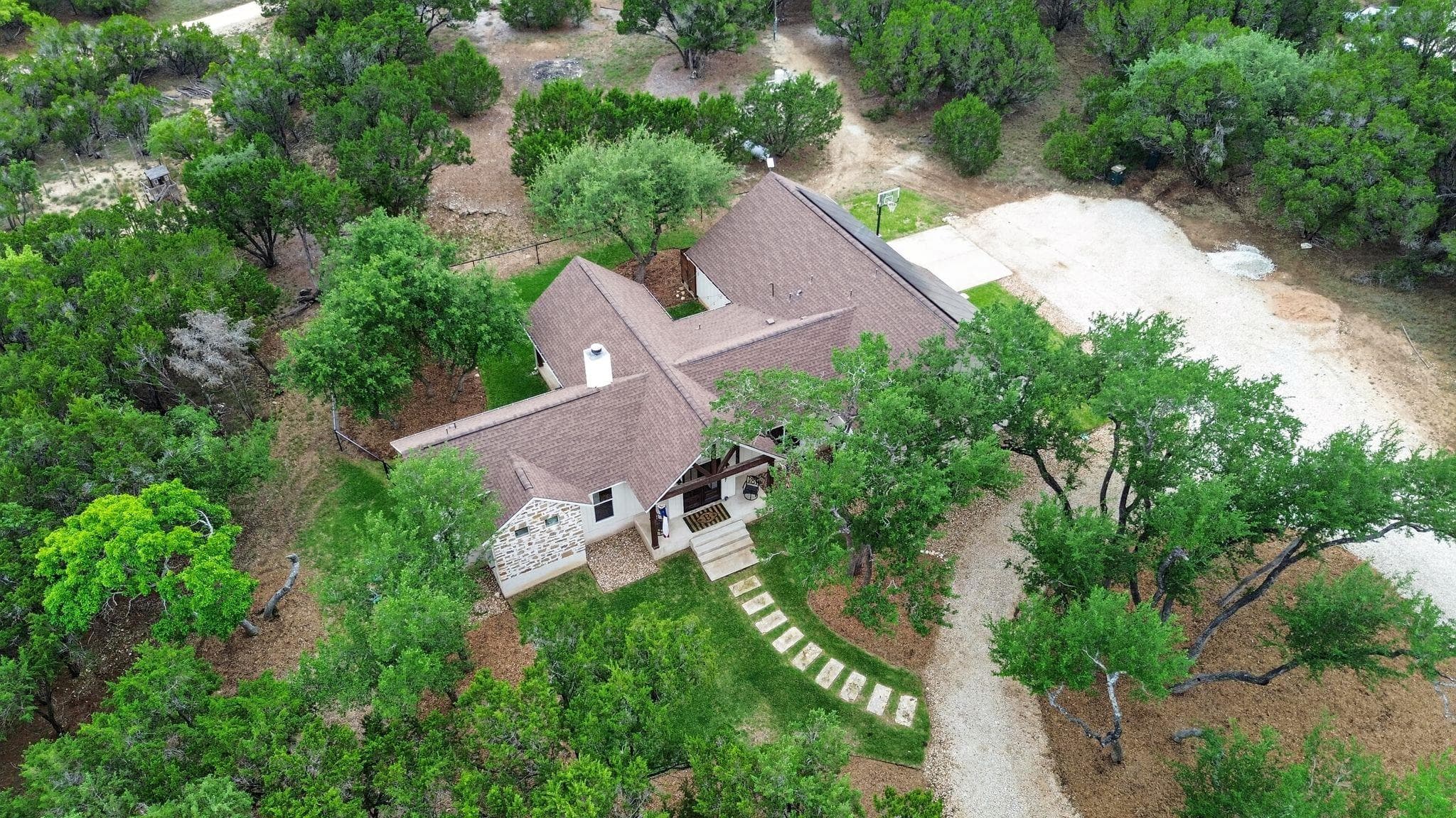 270 Rambling Oaks Dr