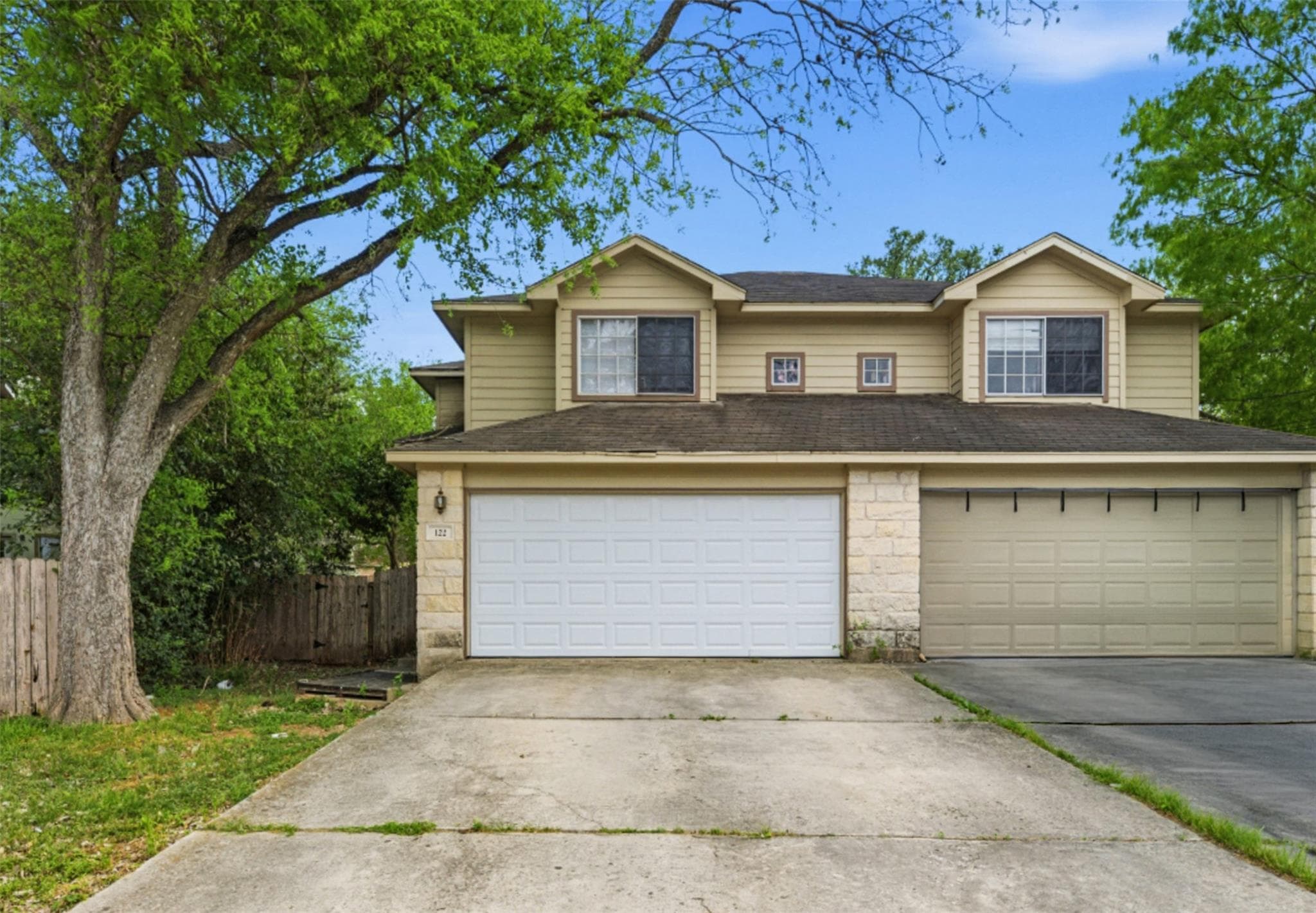 120-122 Cedargrove None #120-122