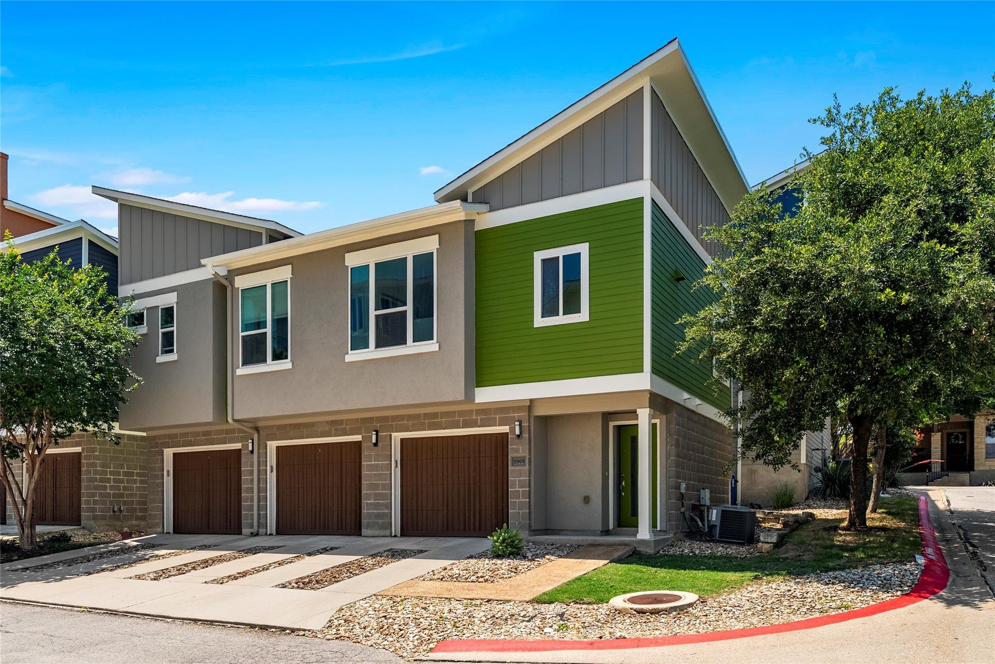 1901 Warely Ln #292C