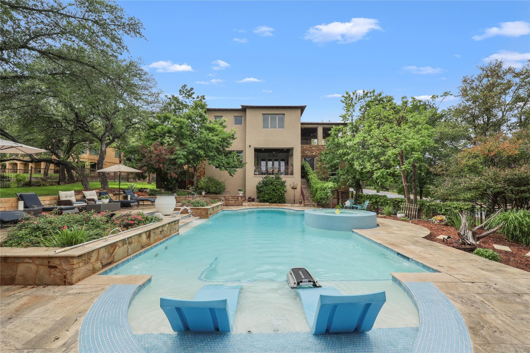 17501 Navigation Ln