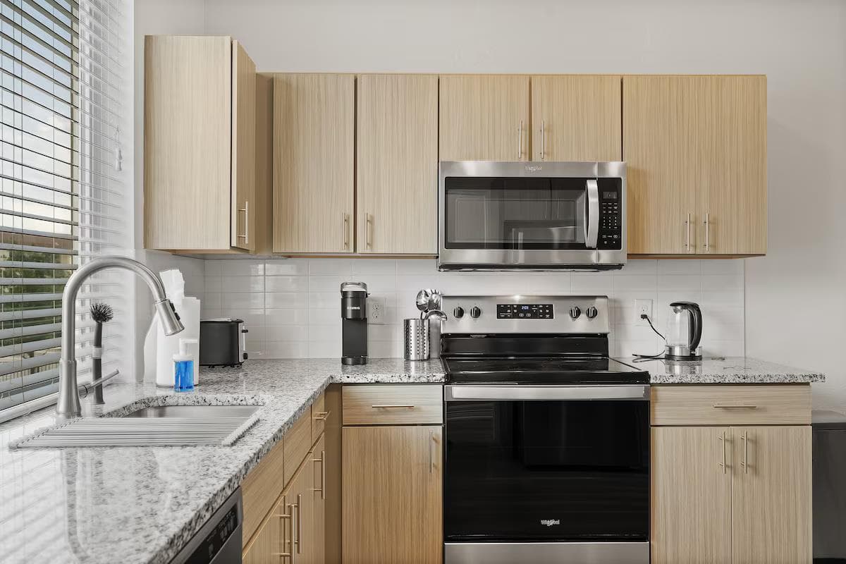 1201 W Whitestone Blvd #A-203
