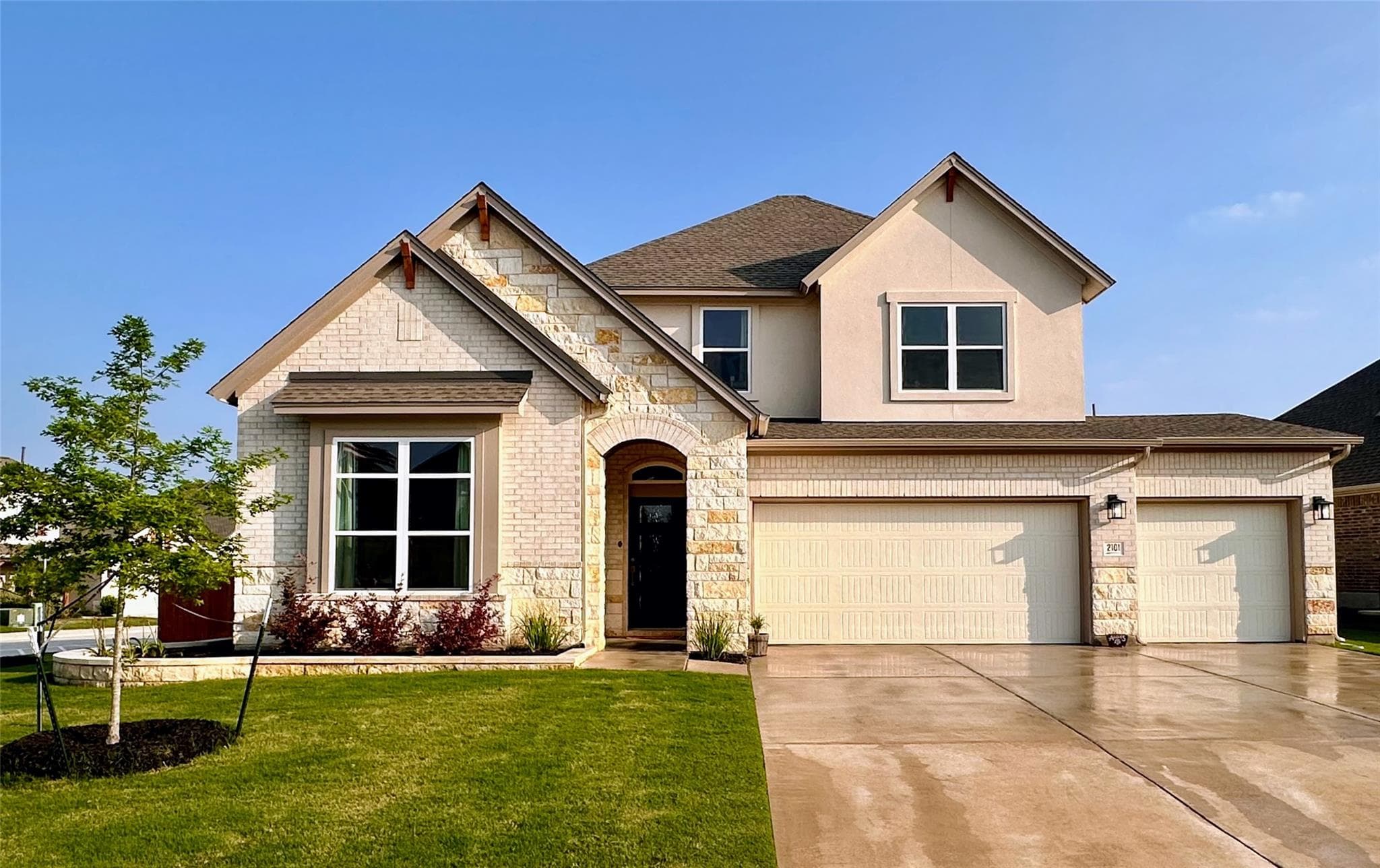 2101 Little Snake Way