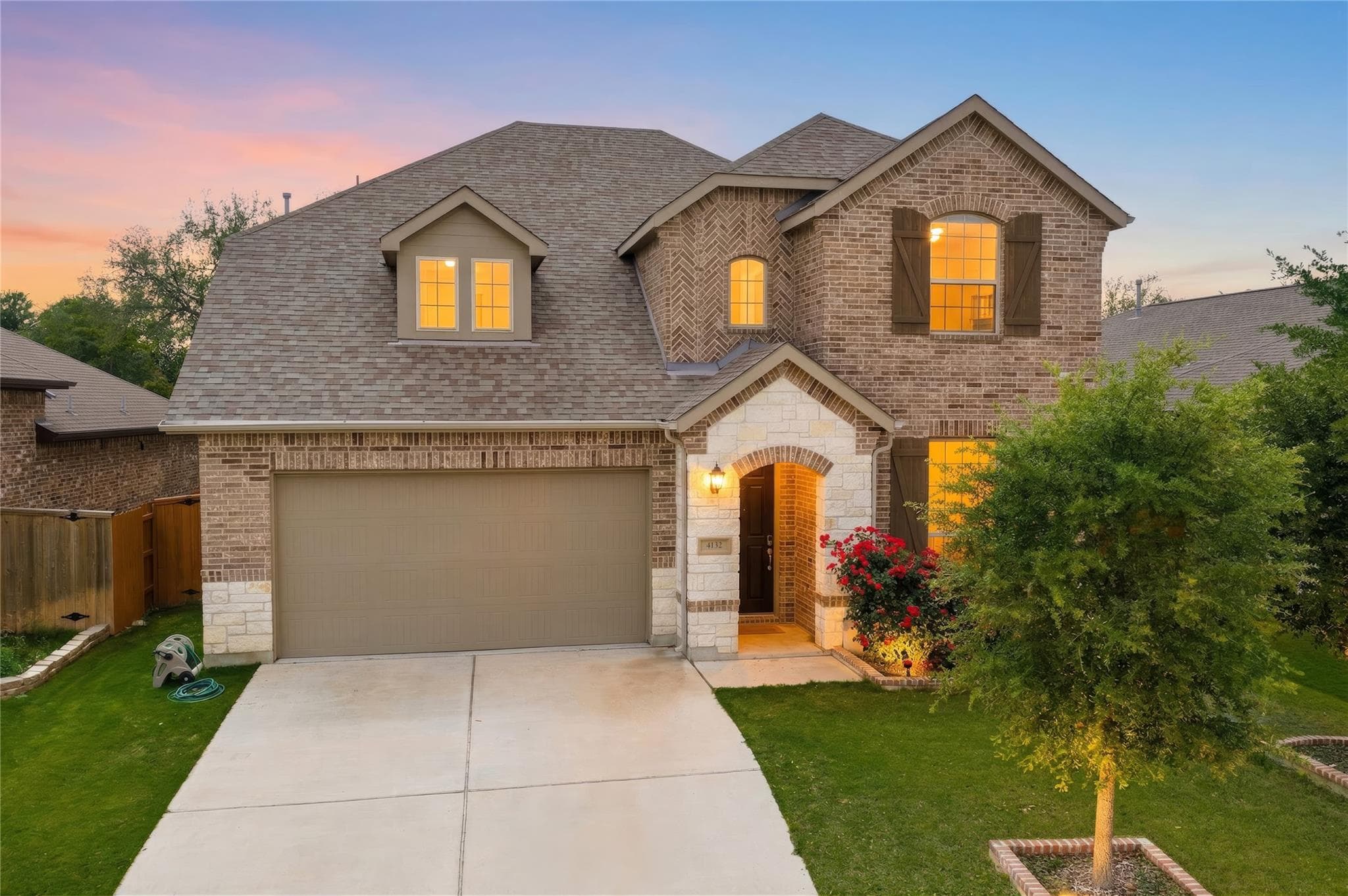 4132 Presidio Ln