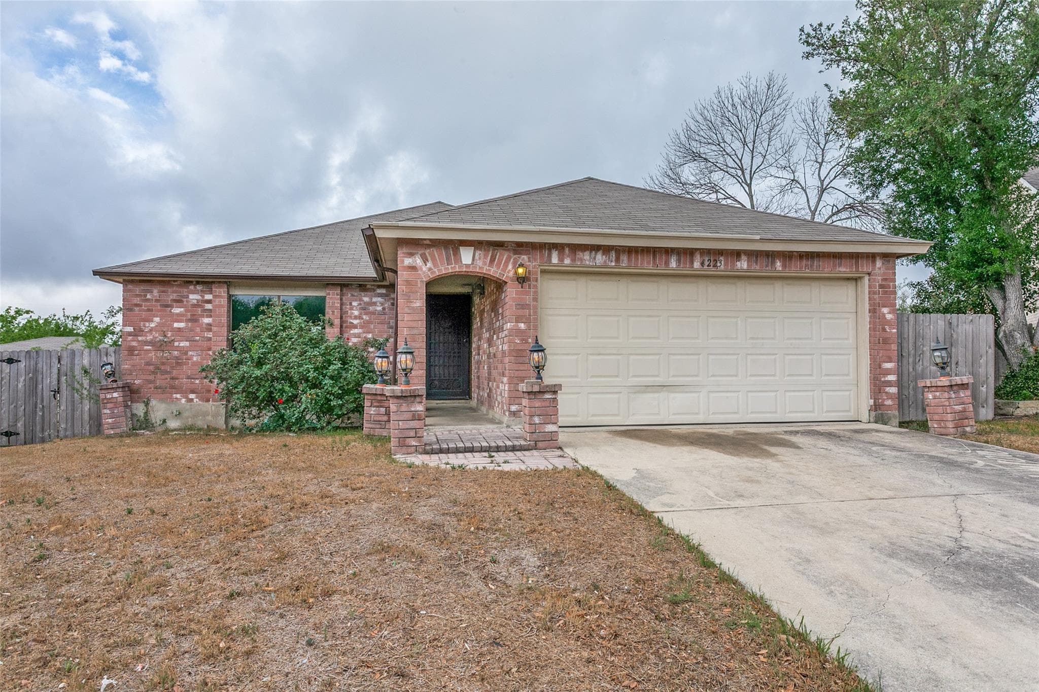 4223 Lakebend West Dr