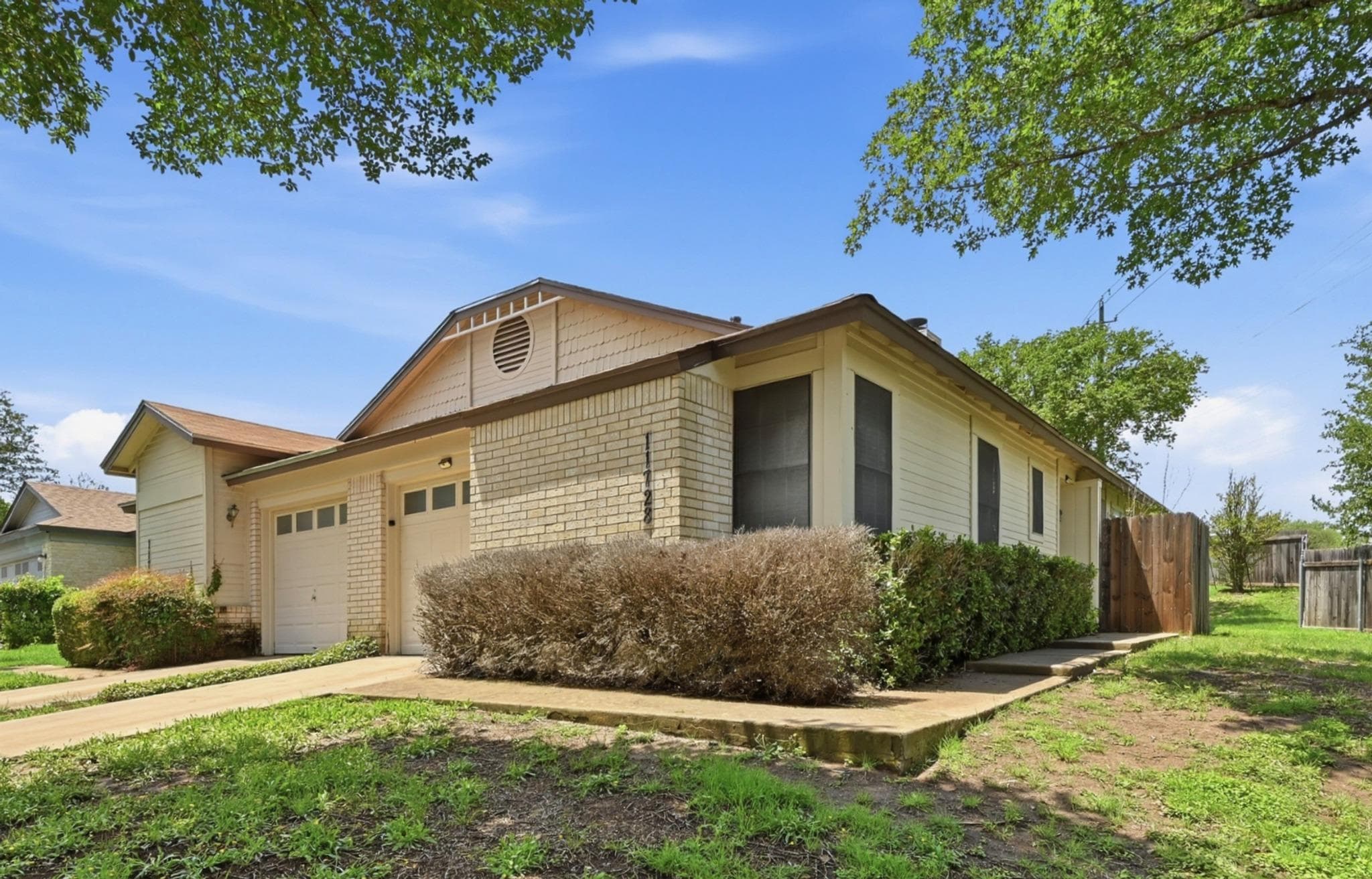 11728 Norwegian Wood Dr