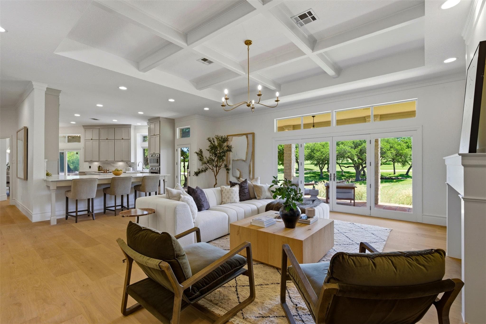 48 Tiburon Dr