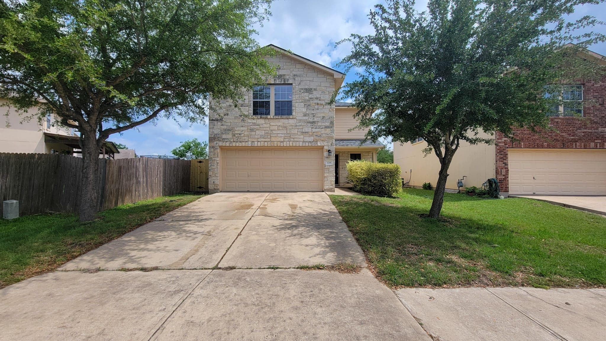 1216 Shadow Creek Blvd