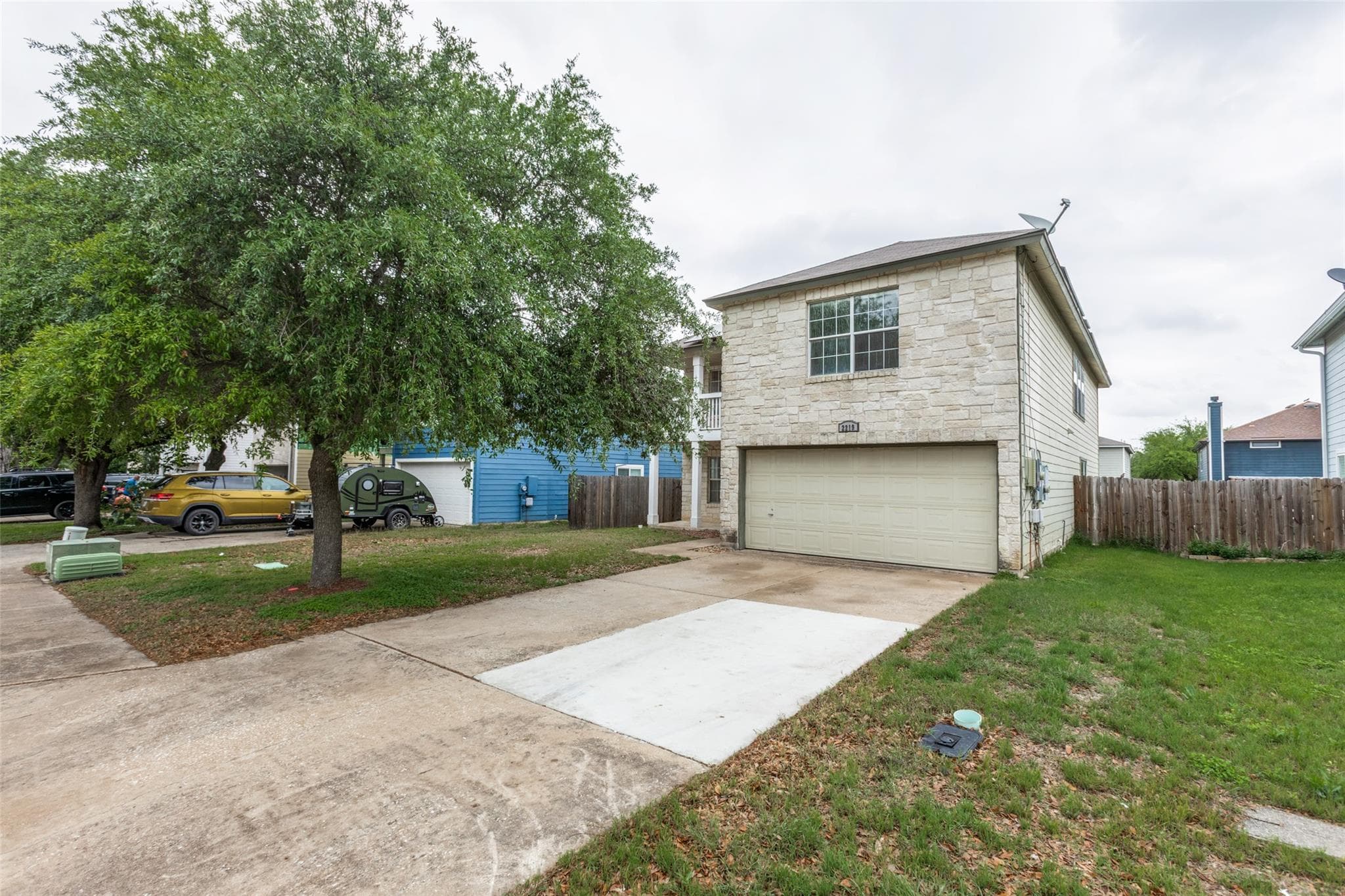 2219 Georgian Dr