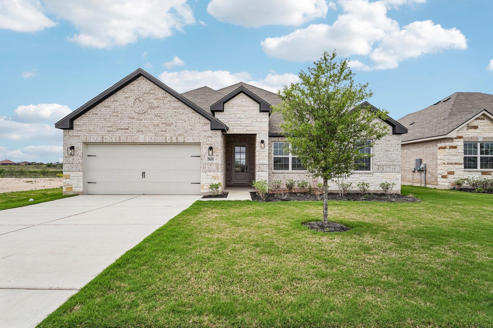 501 West Luna Blue Ln