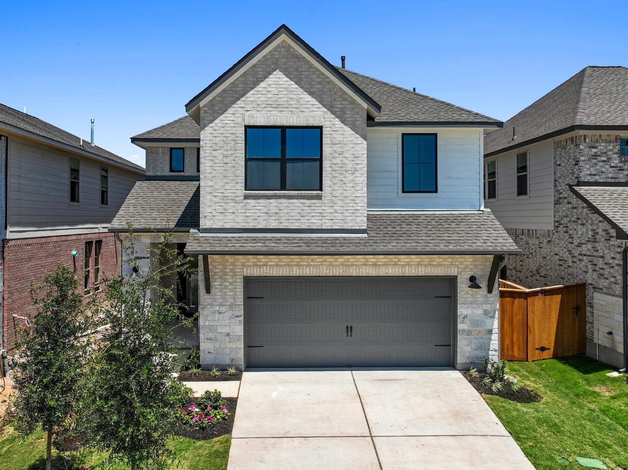 529 Buckaroo Dr