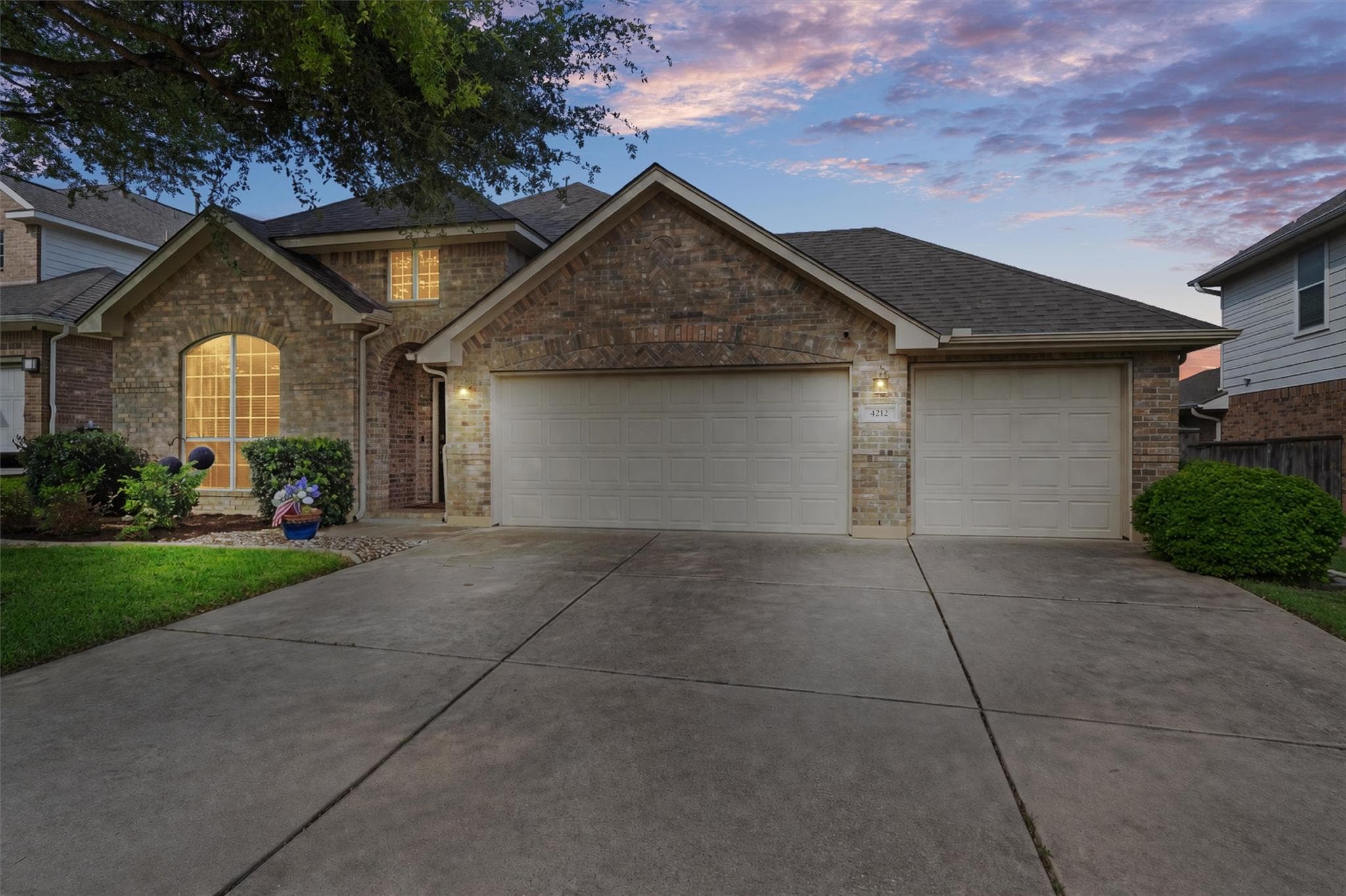 4212 Fairmeadow Dr