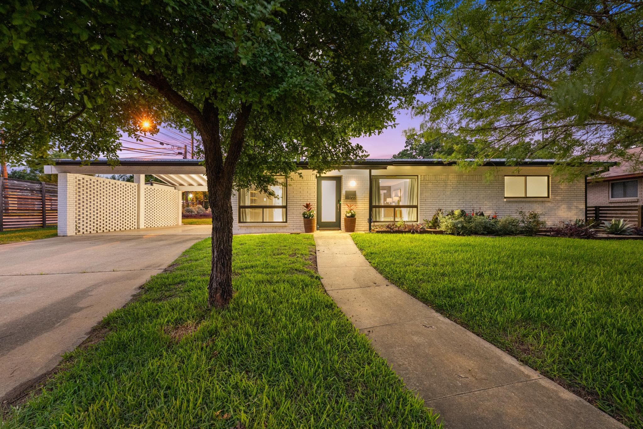 1723 Fawn Dr