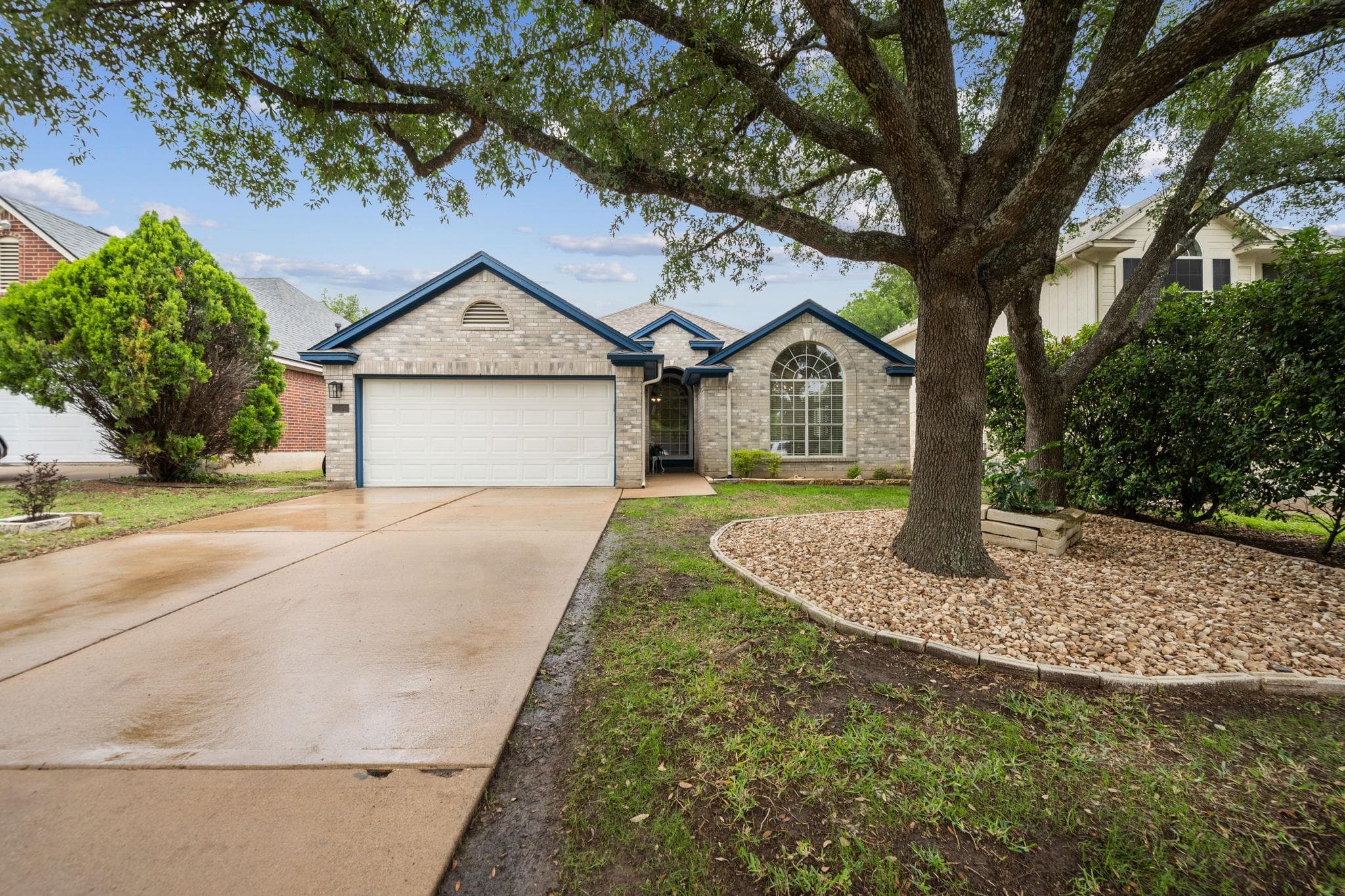 3704 Kissman Dr