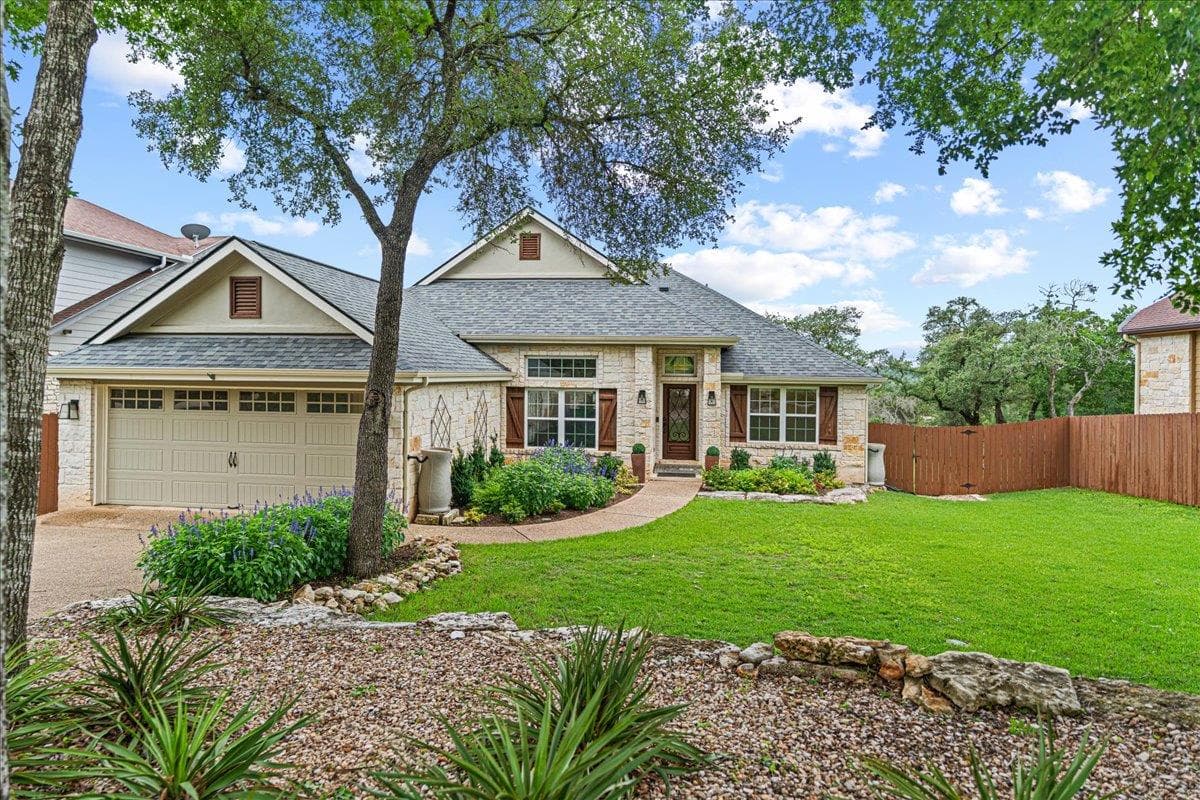 68 Brookhollow Dr
