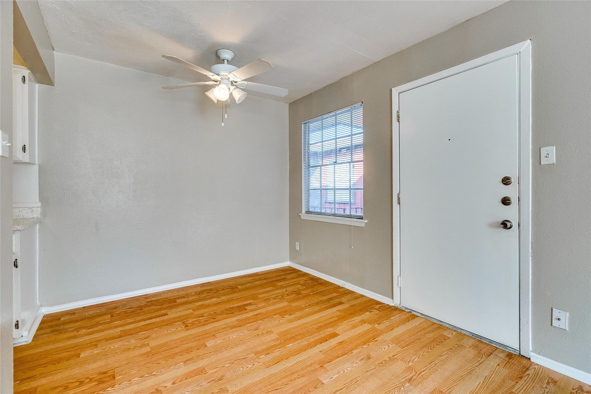 307 E 31 St #107