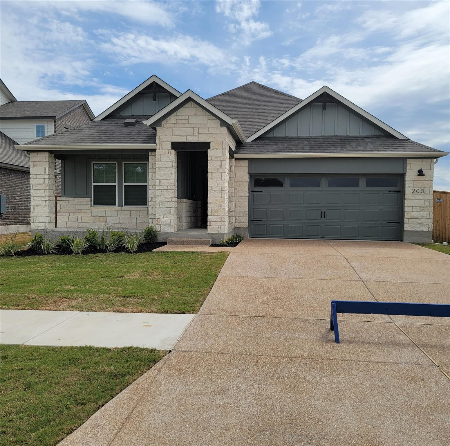 200 Callahan Loop