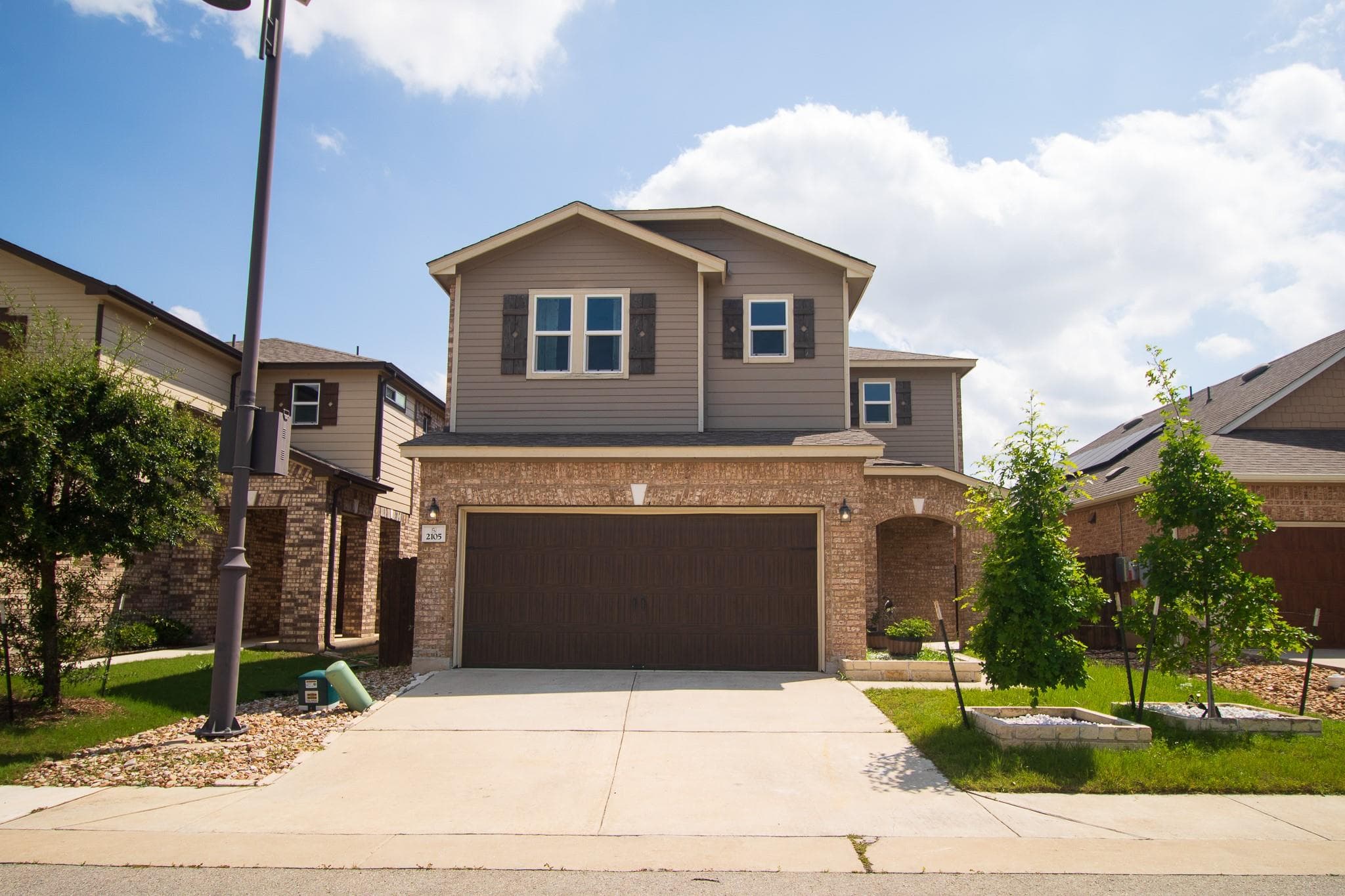 2105 Ebony Dove St