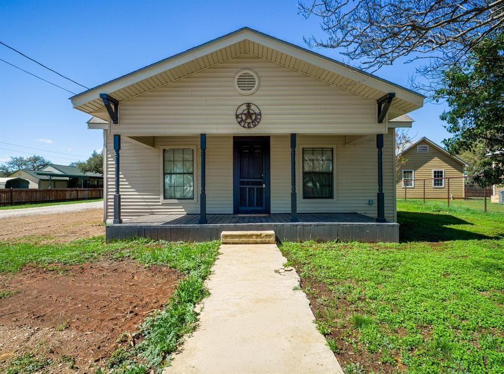 103 N Avenue Q Ave