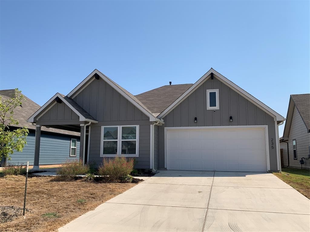 235 Sweetwater Creek Ln