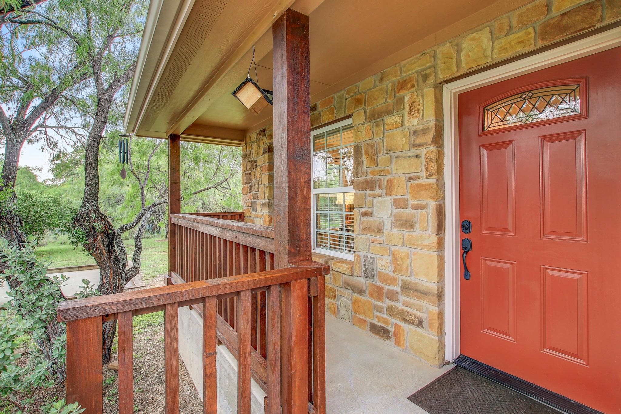 153 Hill Dr