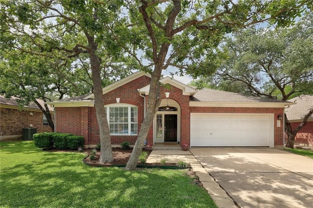 1705 Azalea Dr