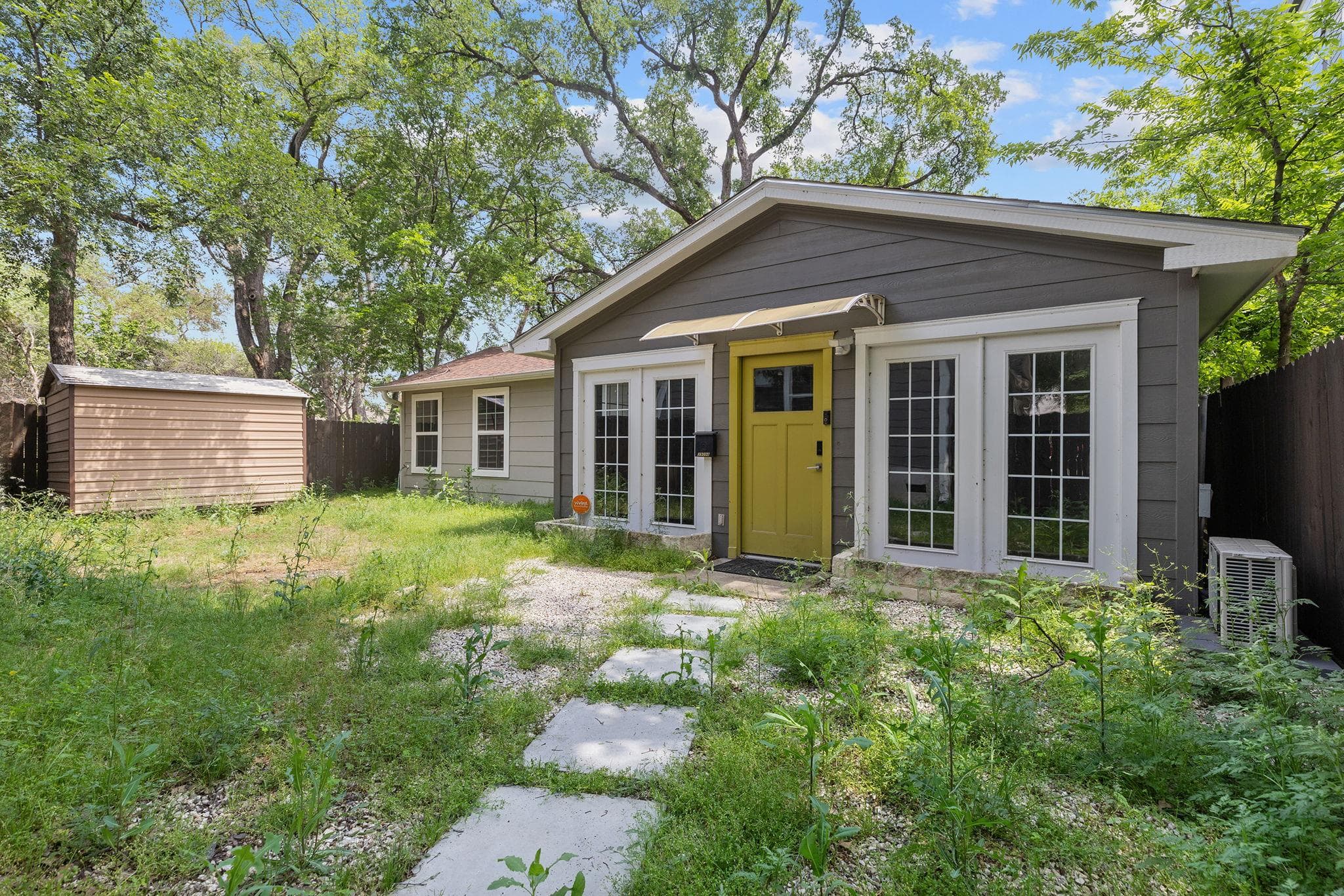 3909 Willbert Rd #B