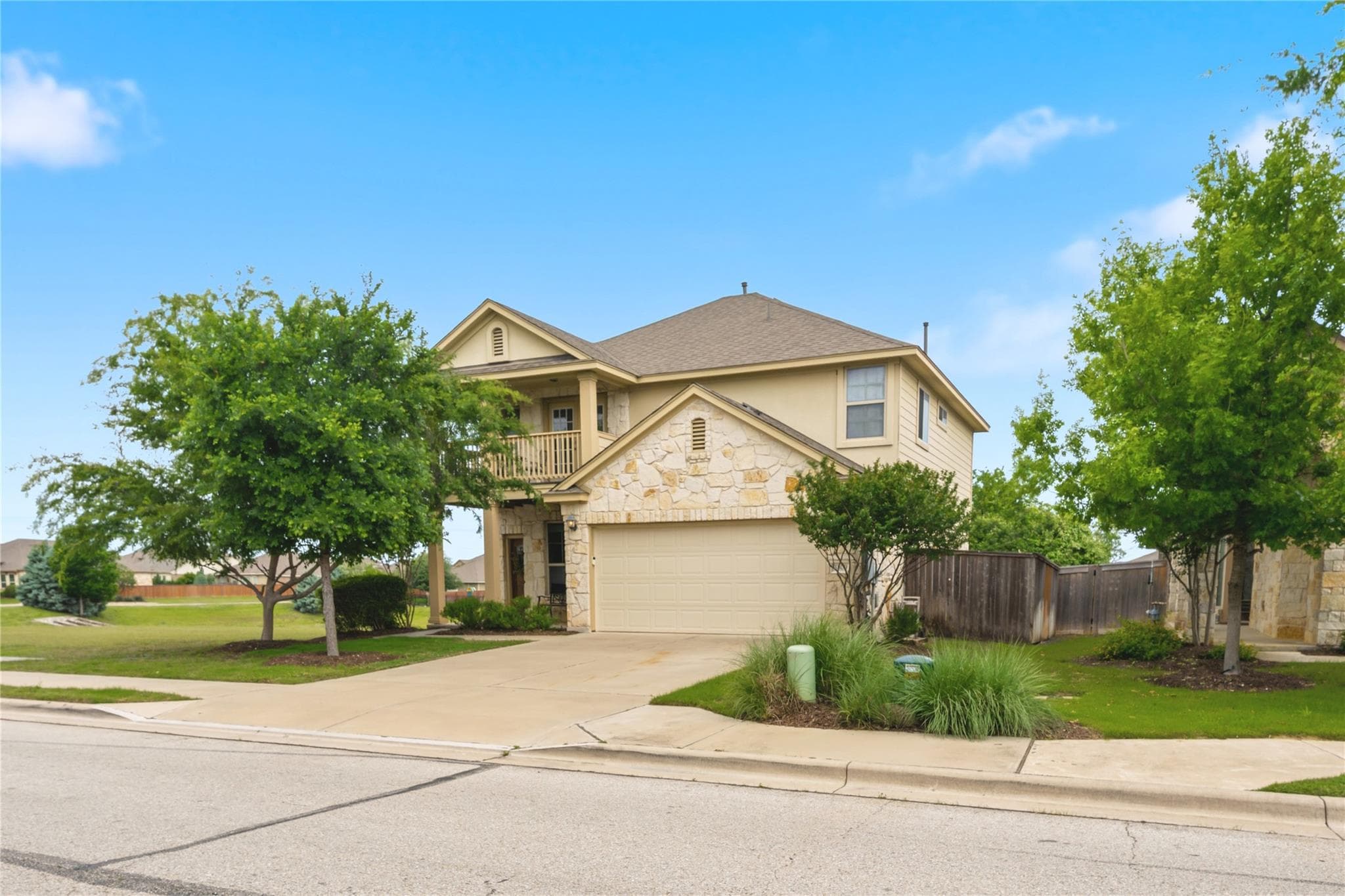 5309 Scenic Lake Dr