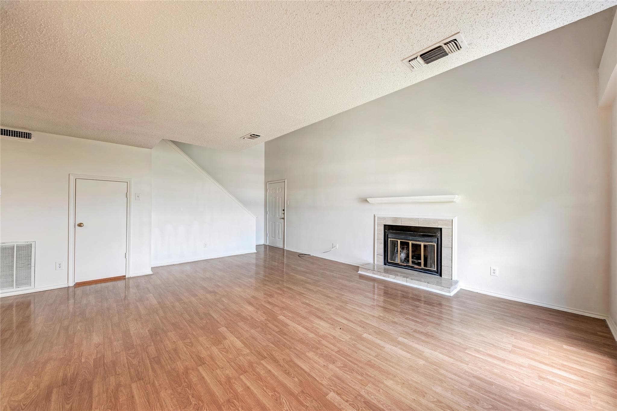 2401 Leon St #300
