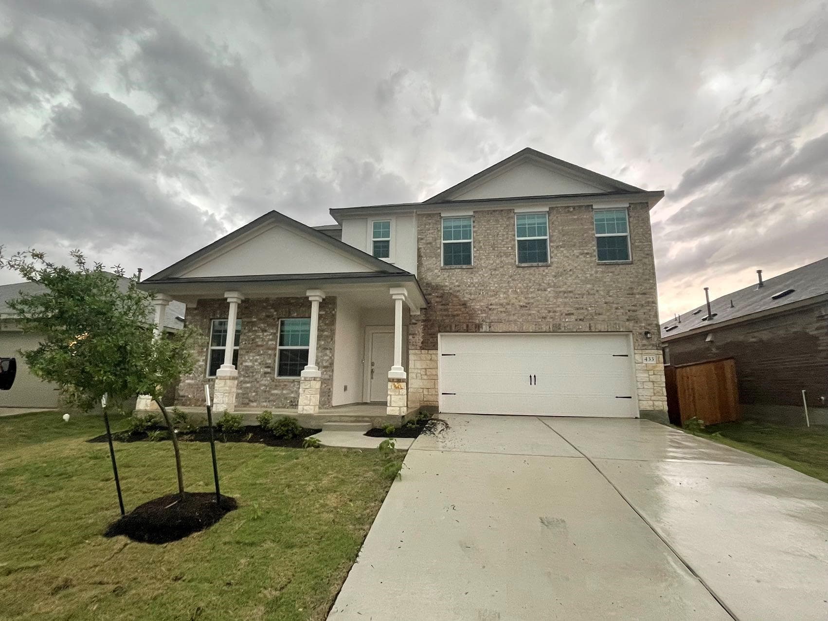 433 Sebring Cir