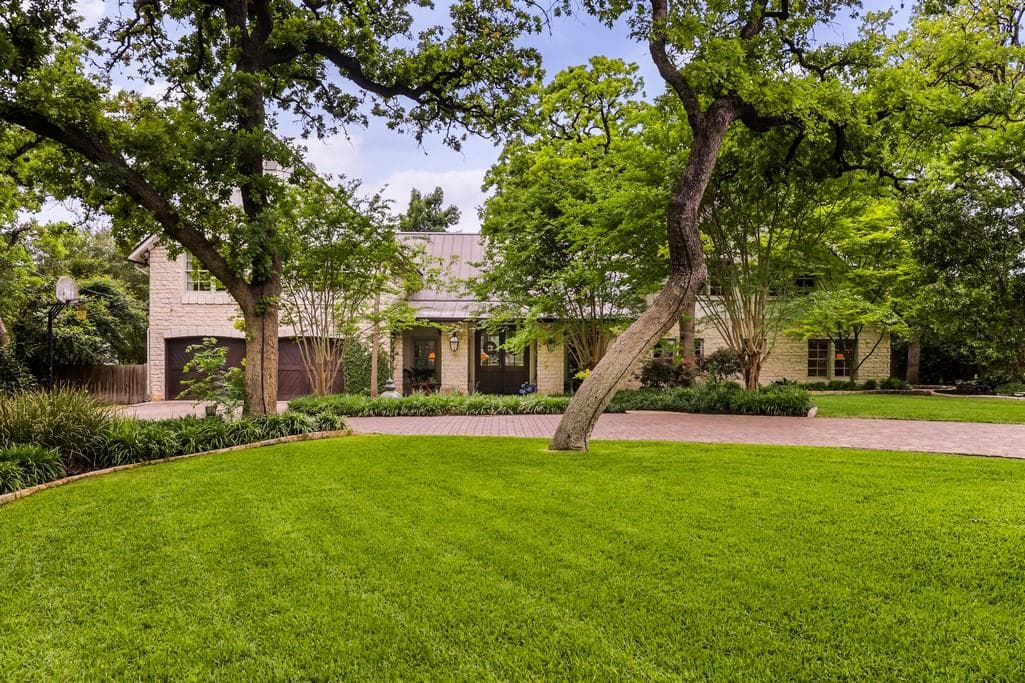 1312 Elton Ln