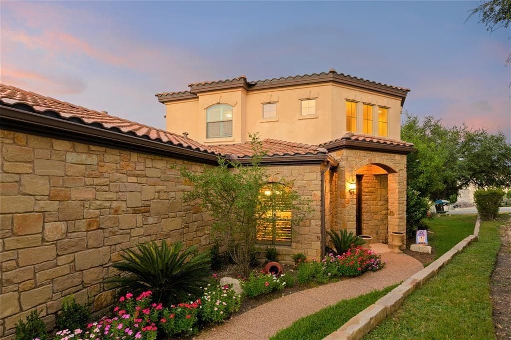 110 Oak Glen Cv